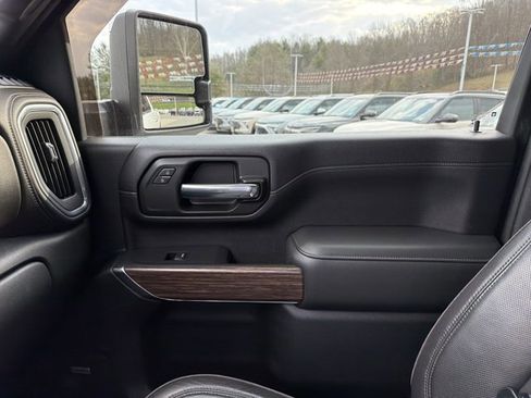 Used 2020 Chevrolet Silverado 3500 High Country w/ Z71 Off-Road Package image 25