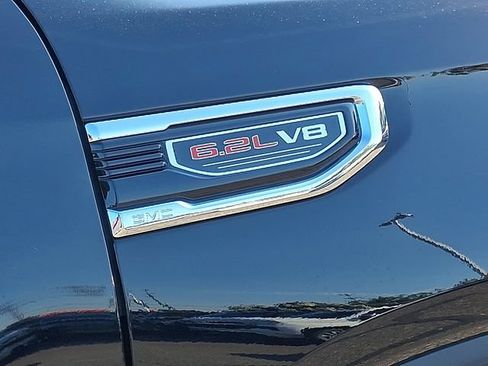 Used 2023 GMC Sierra 1500 Denali w/ Denali Reserve Package AWD/4WD image 28