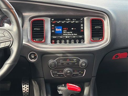 Used 2017 Dodge Charger R/T image 14