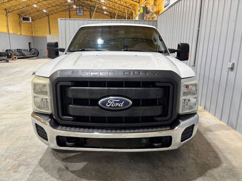 Used 2015 Ford F250 XL w/ Power Equipment Group image 7