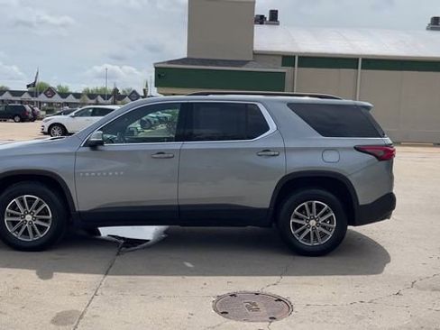 Used 2023 Chevrolet Traverse LT AWD/4WD image 5