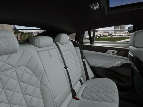 New 2026 BMW X6 xDrive40i image 38