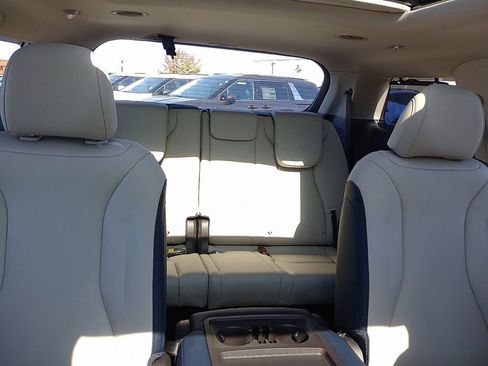 New 2026 Kia Carnival SX FWD image 8