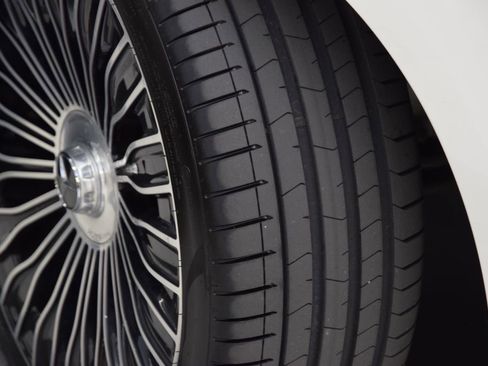 Certified 2023 Mercedes-Benz Maybach S 580 4MATIC image 29
