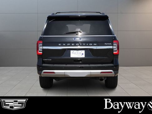 Used 2024 Ford Expedition Limited image 6