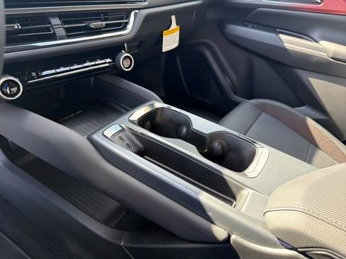 New 2026 Chevrolet Equinox EV RS image 28