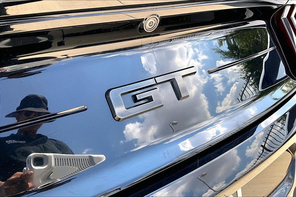 Used 2018 Ford Mustang GT RWD image 40