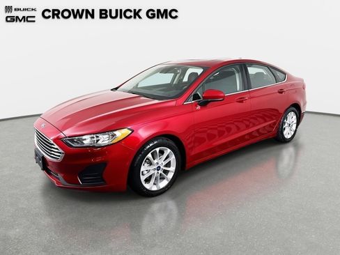 Used 2020 Ford Fusion SE image 1