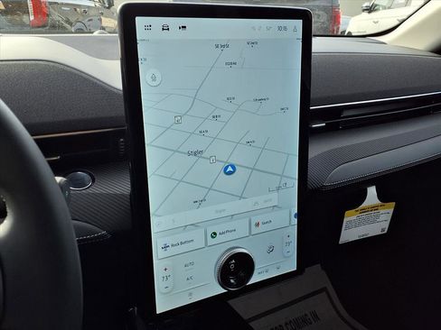 Used 2025 Ford Mustang Mach-E Select image 4