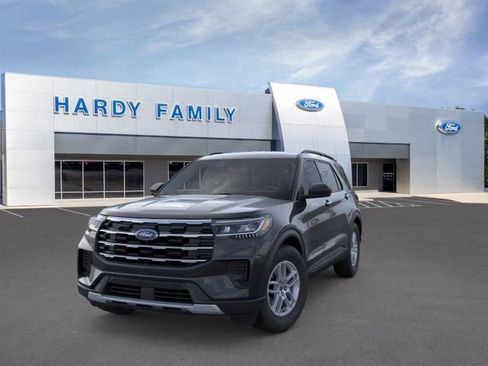 New 2026 Ford Explorer Active image 2