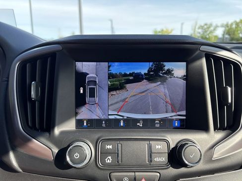Used 2024 GMC Terrain AT4 w/ Infotainment Package II AWD/4WD image 20