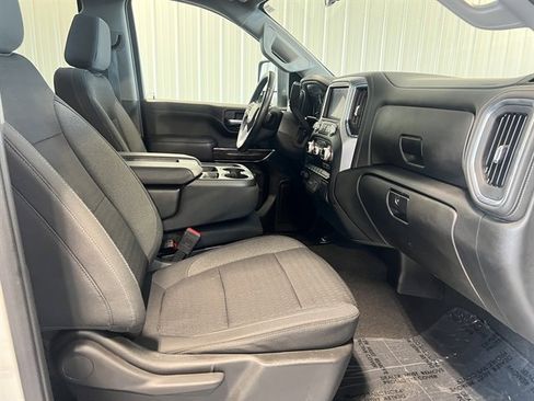 Used 2022 GMC Sierra 2500 SLE w/ SLE Value Package; image 28