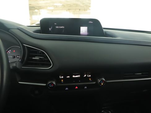 Used 2021 MAZDA CX-30 FWD 2.5 S w/ Select Package image 17