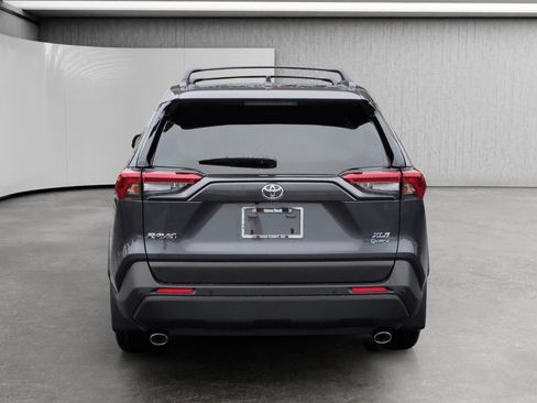 Used 2025 Toyota RAV4 XLE Premium w/ Weather Package AWD/4WD image 6
