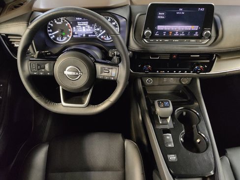 Used 2022 Nissan Rogue SV w/ SV Premium Package FWD image 22