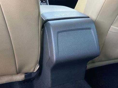 Used 2019 Volkswagen Jetta SE FWD image 17