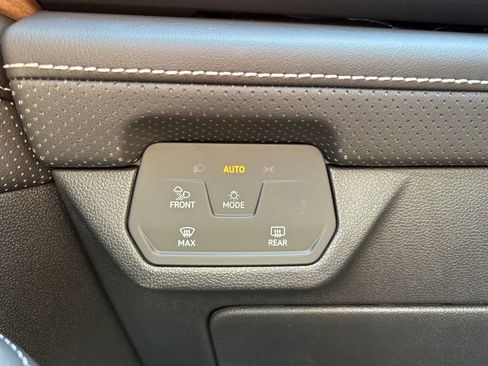 New 2026 Volkswagen Atlas SE image 25