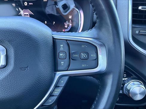 Used 2023 RAM 1500 Laramie AWD/4WD image 25