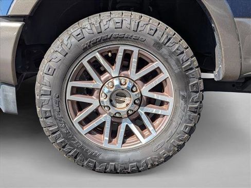 Used 2019 Ford F250 King Ranch w/ King Ranch Ultimate Package AWD/4WD image 18