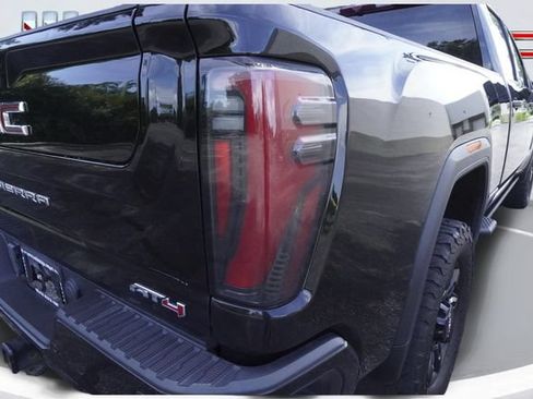 Used 2024 GMC Sierra 3500 AT4 AWD/4WD image 31