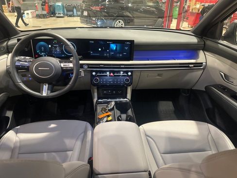 Used 2025 Hyundai Tucson Limited AWD/4WD image 51