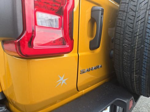 New 2026 Jeep Wrangler Unlimited Sahara AWD/4WD image 28