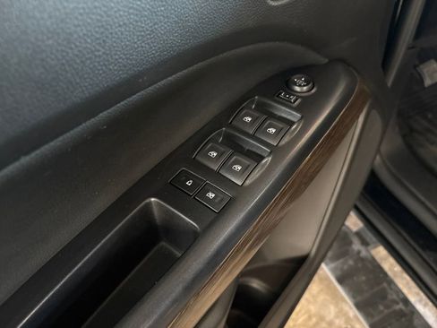 Used 2020 GMC Canyon Denali AWD/4WD image 16