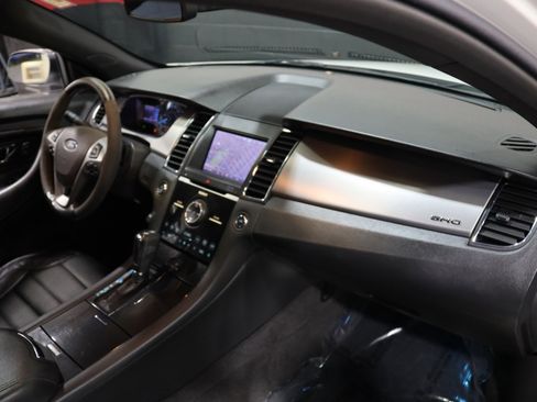 Used 2013 Ford Taurus SHO image 42