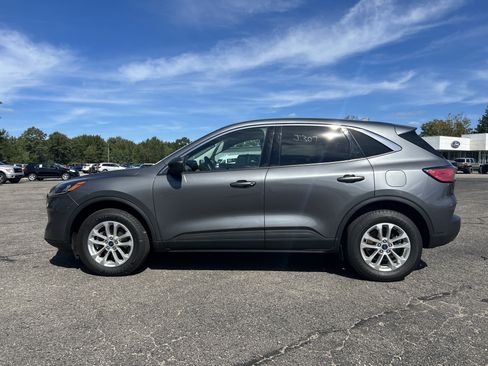 Used 2022 Ford Escape SE w/ Convenience Package AWD/4WD image 7