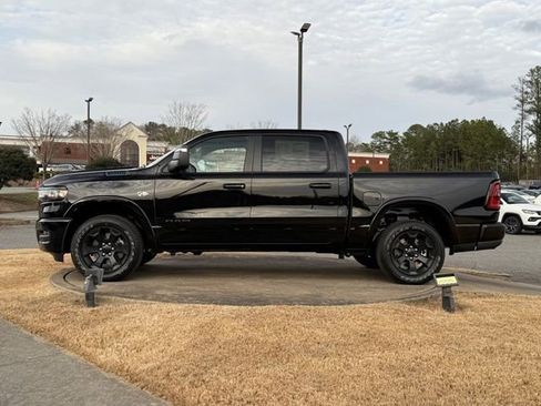 New 2026 RAM 1500 4x4 Crew Cab image 4