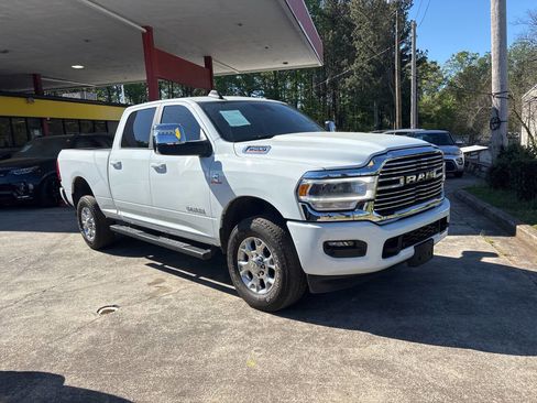 Used 2024 RAM 2500 Laramie w/ Safety Group AWD/4WD image 3