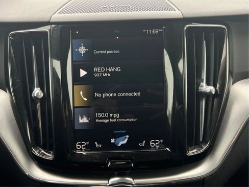 Used 2019 Volvo XC60 T5 Momentum w/ Multimedia Package AWD/4WD image 20