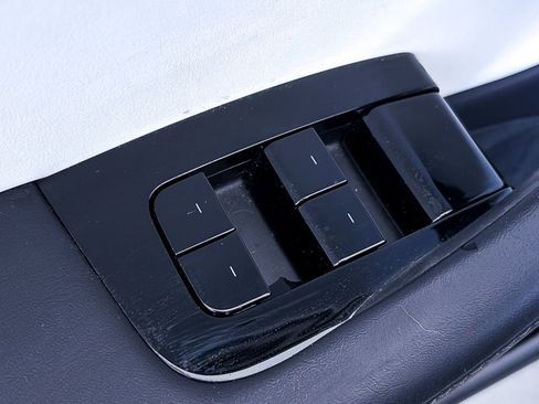 Used 2020 Tesla Model 3 Performance image 17