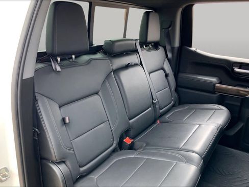 Used 2021 Chevrolet Silverado 1500 LT Trail Boss w/ Convenience Package II AWD/4WD image 20