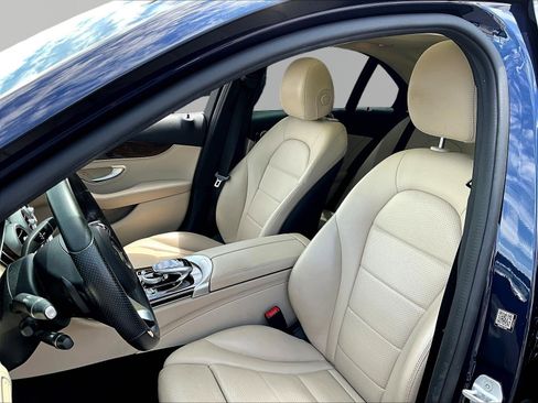 Used 2016 Mercedes-Benz C 300 4MATIC Sedan image 21