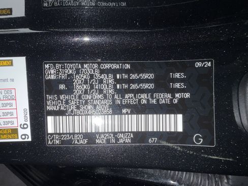 Used 2024 Lexus GX 550 w/ Cold Area Package AWD/4WD image 55