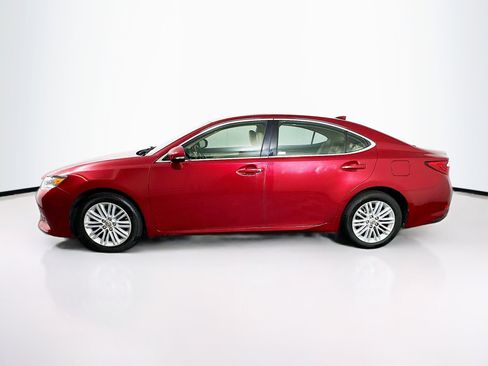 Used 2015 Lexus ES 350 w/ Luxury Package FWD image 4