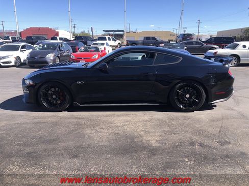 Used 2018 Ford Mustang GT Premium image 5