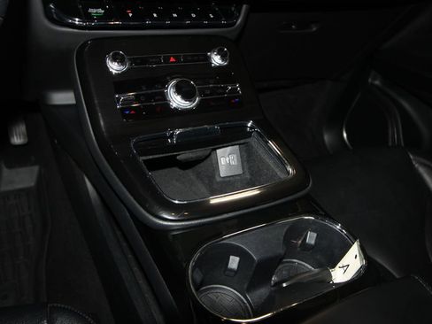 Used 2023 Lincoln Nautilus AWD w/ Premium Package image 19