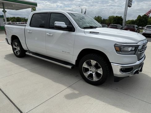 Used 2023 RAM 1500 Laramie AWD/4WD image 1