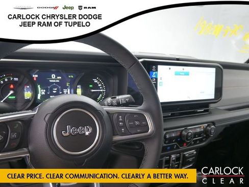 Used 2025 Jeep Wrangler Sahara w/ Safety Group AWD/4WD image 24