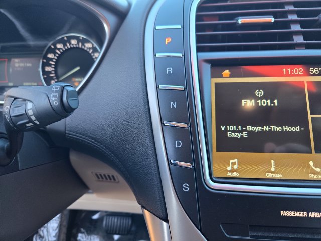 Used 2017 Lincoln MKX Premiere FWD image 14