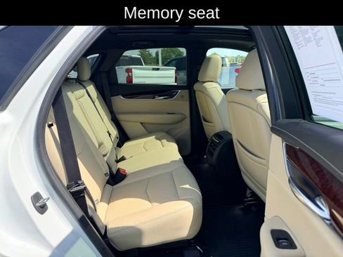 Used 2019 Cadillac XT5 Luxury AWD/4WD image 10