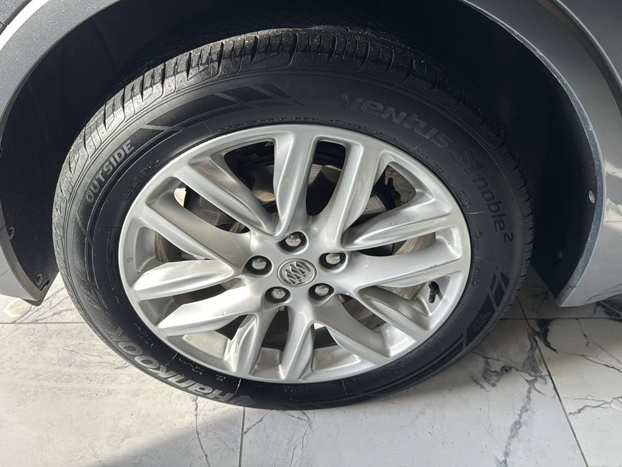 Used 2019 Buick Envision Premium w/ Driver Confidence Package AWD/4WD image 36