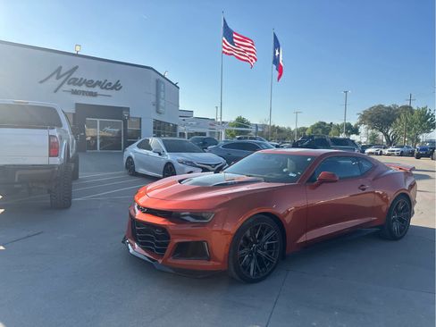 Used 2024 Chevrolet Camaro ZL1 image 1