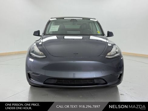 Used 2021 Tesla Model Y Long Range AWD/4WD image 2