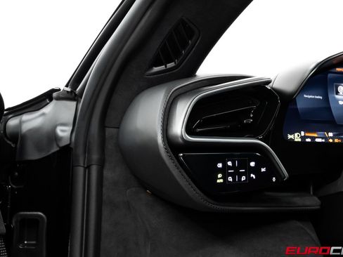 Used 2022 Ferrari 296 GTB RWD image 29