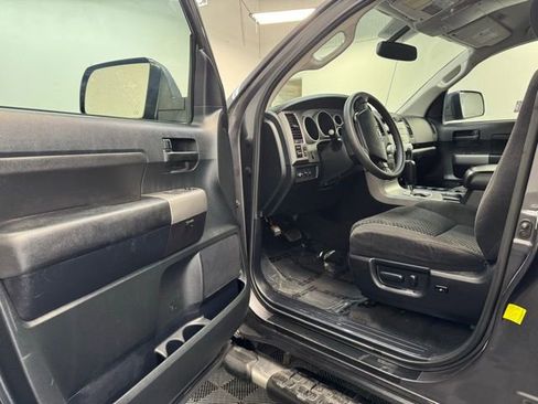 Used 2012 Toyota Tundra 4x4 Double Cab w/ TRD Off-Road Pkg image 11