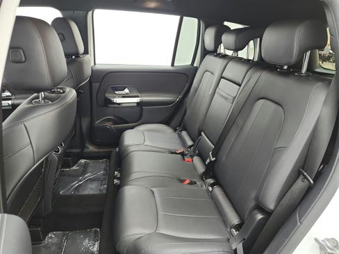 Used 2022 Mercedes-Benz GLB 250 image 13