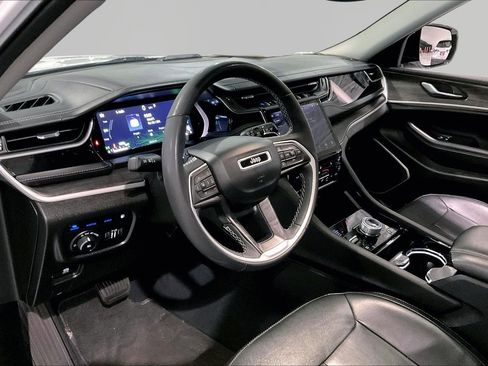 Used 2022 Jeep Grand Cherokee Limited 4xe image 17